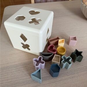 MUSHIE Shape Sorting